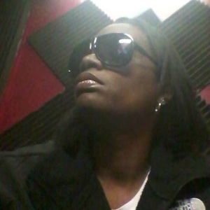 Meet your Posher, Tanishia